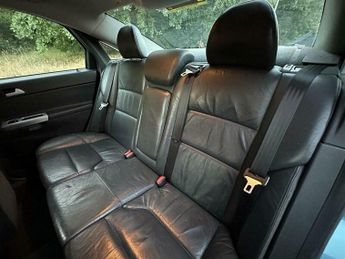 Volvo S40 2.4 SE Geartronic 4dr