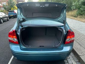 Volvo S40 2.4 SE Geartronic 4dr