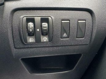 Renault Scenic 2.0 VVT Dynamique TomTom CVT Euro 5 5dr