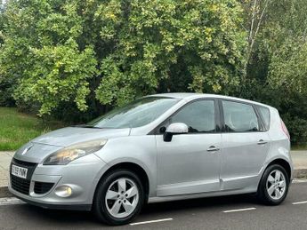 Renault Scenic 2.0 VVT Dynamique TomTom CVT Euro 5 5dr