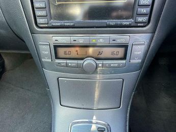 Toyota Avensis 1.8 VVT-i TR 5dr
