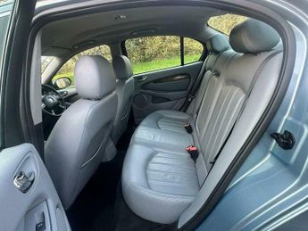 Jaguar X-Type 3.0 V6 SE (AWD) 4dr