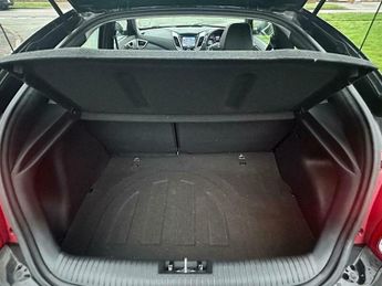 Hyundai Veloster 1.6 GDi Sport DCT Euro 5 4dr