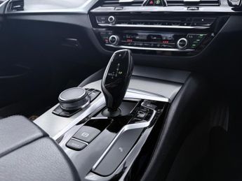 BMW 5 SERIES 520d SE EFFICIENTDYNAMICS