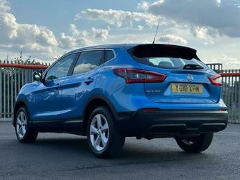 Nissan Qashqai 1.2 DIG-T Acenta XTRON Euro 6 (s/s) 5dr