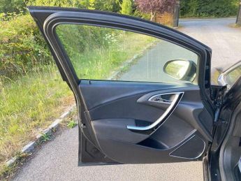 Vauxhall Astra 2.0 CDTi SRi Auto Euro 5 5dr