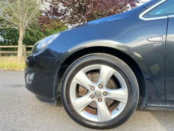 Vauxhall Astra 2.0 CDTi SRi Auto Euro 5 5dr
