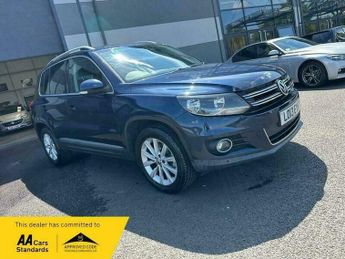 Volkswagen Tiguan 2.0 TDI BlueMotion Tech SE DSG 4WD Euro 5 (s/s) 5dr