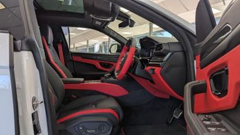 Lamborghini URUS SE HYBRID AUTO 142 MILES ONLY PANO SUNROOF