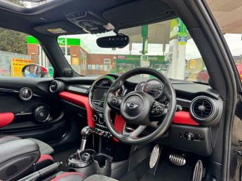 MINI Hatch 2.0 John Cooper Works Auto Euro 6 (s/s) 3dr