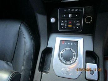Land Rover Discovery 3.0 SD V6 HSE Auto 4WD Euro 5 5dr