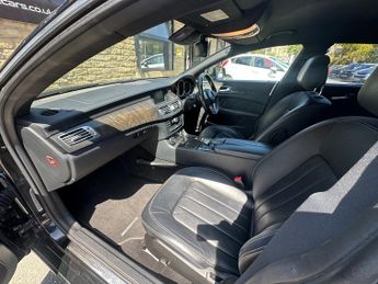 Mercedes CLS CLS250 CDI BLUEEFFICIENCY AMG SPORT