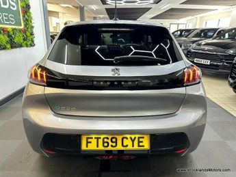 Peugeot 208 E-208 ALLURE [4X SERVICES & SAT NAV]