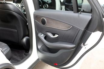 Mercedes GL Class GLC 220 D 4MATIC AMG LINE
