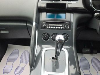 Peugeot 3008 1.6 e-HDi Active EGC Euro 5 (s/s) 5dr
