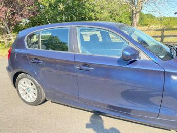 BMW 1 SERIES 2.0 118d ES Steptronic Euro 5 5dr