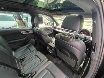 Audi Q7 2.0 Petrol ULEZ Free