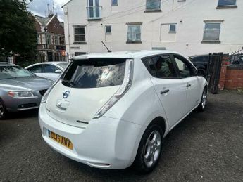 Nissan Leaf 24kWh Acenta Auto 5dr