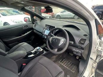 Nissan Leaf 24kWh Acenta Auto 5dr