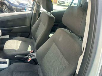Vauxhall Astra 1.8i 16v Life 5dr
