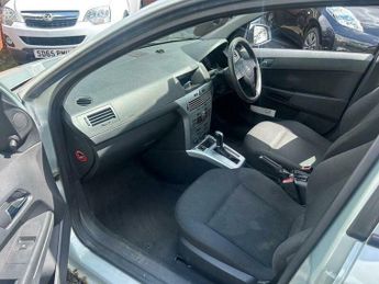 Vauxhall Astra 1.8i 16v Life 5dr