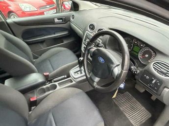 Ford Focus 1.6 Zetec Climate 5dr