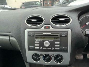Ford Focus 1.6 Zetec Climate 5dr