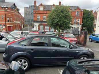 Ford Focus 1.6 Zetec Climate 5dr