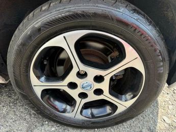 Nissan Leaf 24kWh Acenta Auto 5dr