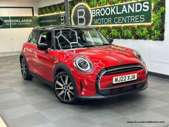MINI Cooper COOPER CLASSIC [STUNNING EXAMPLE WITH APPLE CAR PLAY]