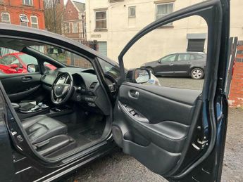 Nissan Leaf 24kWh Tekna Auto 5dr