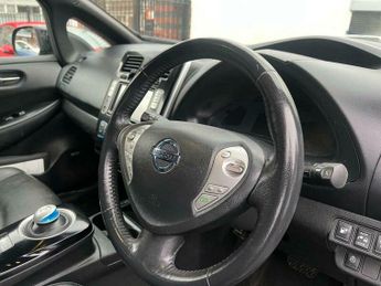 Nissan Leaf 24kWh Tekna Auto 5dr