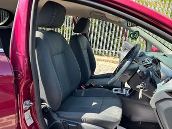 Ford Fiesta TITANIUM