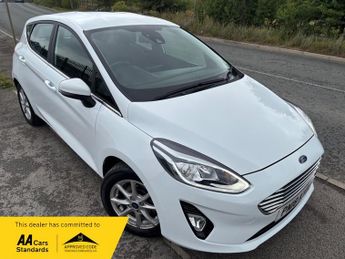 Ford Fiesta 1.0 ZETEC GREAT 1ST CAR PETROL WHITE APPLE CAR PLAY BLUETOOTH MP