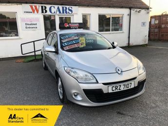 Renault Megane 1.6 16V Dynamique TomTom Euro 5 5dr