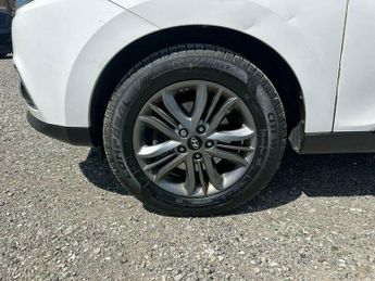 Hyundai IX35 2.0 CRDi SE Auto 4WD Euro 5 5dr (Nav)