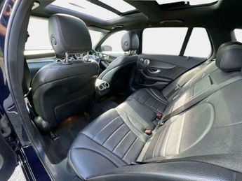 Mercedes-Benz C Class 2.1 C220d AMG Line (Premium Plus) 7G-Tronic+ Euro 6 (s/s) 5dr