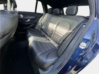 Mercedes-Benz C Class 2.1 C220d AMG Line (Premium Plus) 7G-Tronic+ Euro 6 (s/s) 5dr