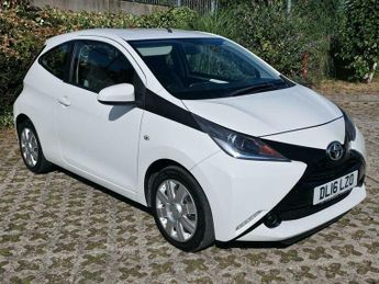 Toyota AYGO 1.0 VVT-i x-play Euro 6 3dr