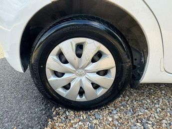 Toyota Yaris 1.3 Petrol Auto