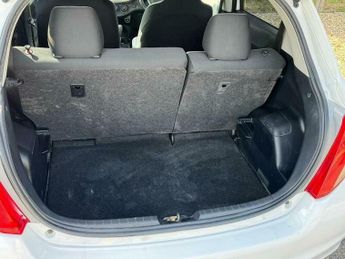 Toyota Yaris 1.3 Petrol Auto