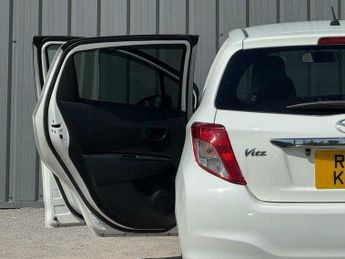 Toyota Yaris 1.3 Petrol Auto