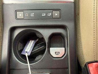 Land Rover Freelander 2.2 SD4 HSE SUV 5dr Diesel CommandShift 4WD Euro 5 (190 ps)