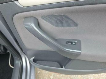 Volkswagen Golf 1.9 TDI Match DSG 5dr