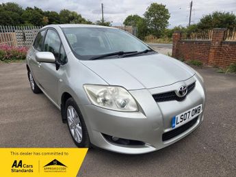 Toyota Auris T SPIRIT VVT-I MM