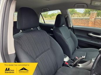 Toyota Auris T SPIRIT VVT-I MM