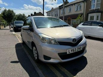 Toyota Yaris 1.33 Dual VVT-i T Spirit Multidrive S Euro 5 5dr