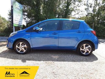 Toyota Yaris VVT-I ICON HYBRID