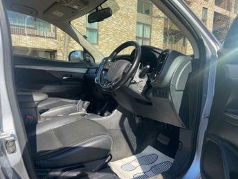 Mitsubishi Outlander 2.2 DI-D GX3 Auto 4WD Euro 6 5dr