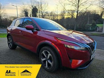Nissan Qashqai 1.3 DIG-T MHEV N-Connecta XTRON Euro 6 (s/s) 5dr